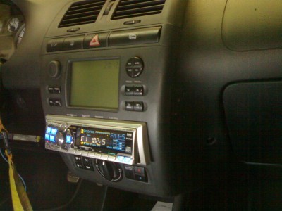 seat rádio 1.jpg