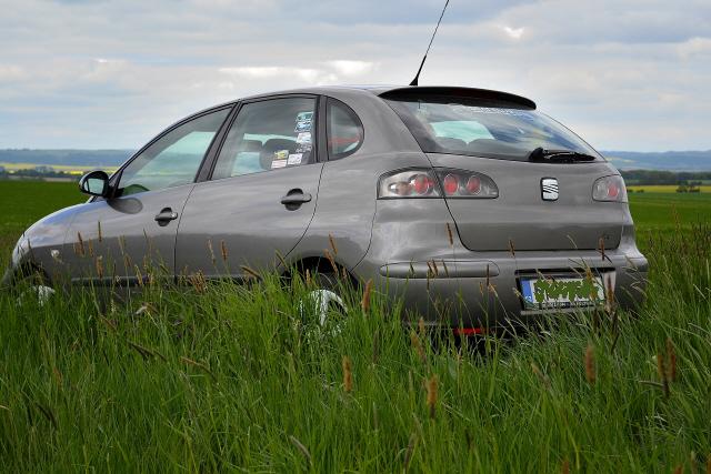 car1.jpg