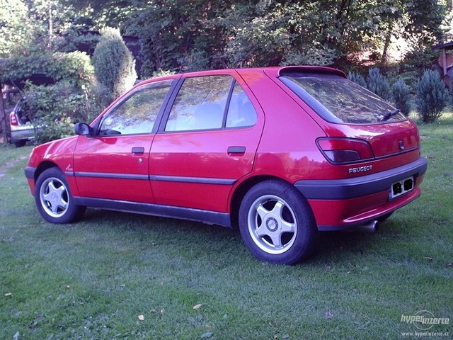 1667630-peugeot-306-4.jpg