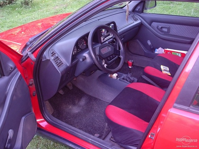 1667630-peugeot-306-6.jpg