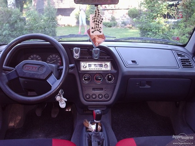 1667630-peugeot-306-7.jpg